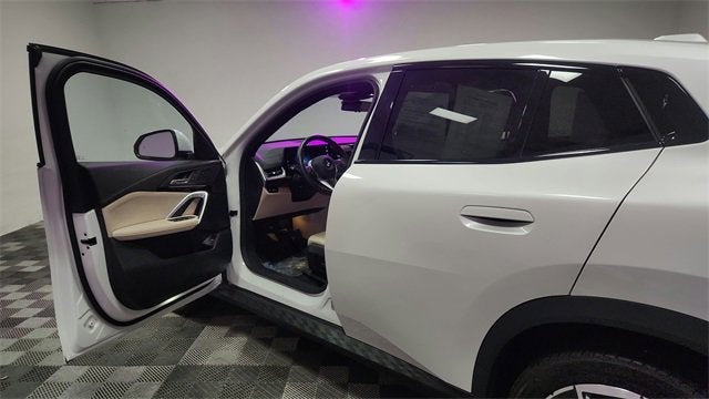 2025 BMW X2 xDrive28i