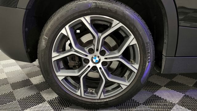 2023 BMW X2 sDrive28i