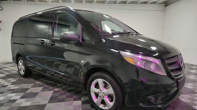 2016 Mercedes-Benz Metris Passenger Van Base