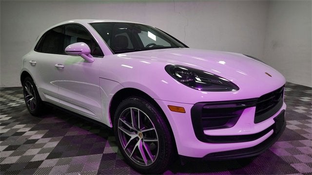 2023 Porsche Macan Base