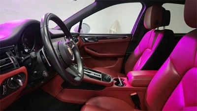2023 Porsche Macan Base