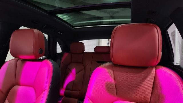 2023 Porsche Macan Base