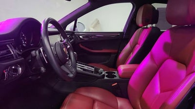 2023 Porsche Macan Base