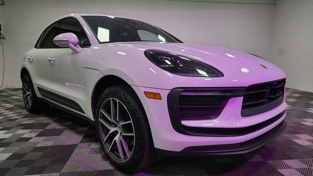 2023 Porsche Macan Base