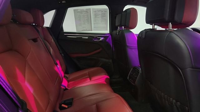 2023 Porsche Macan Base