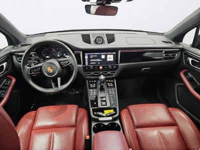 2023 Porsche Macan Base