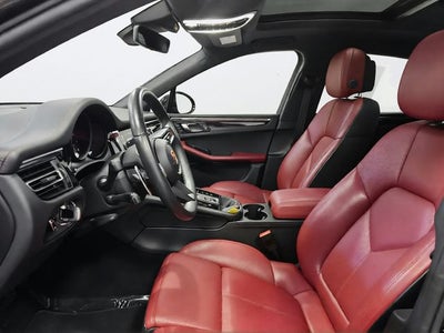 2023 Porsche Macan Base