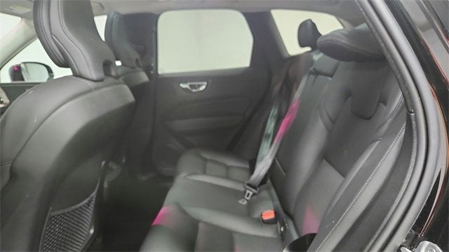 2023 Volvo XC60 Plus Bright Theme