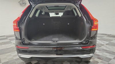 2023 Volvo XC60 Plus Bright Theme