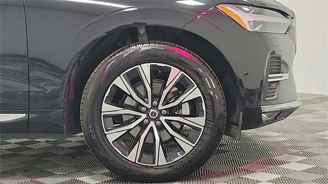 2023 Volvo XC60 Plus Bright Theme