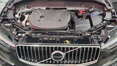 2023 Volvo XC60 Plus Bright Theme