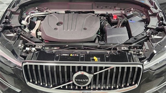 2023 Volvo XC60 Plus Bright Theme