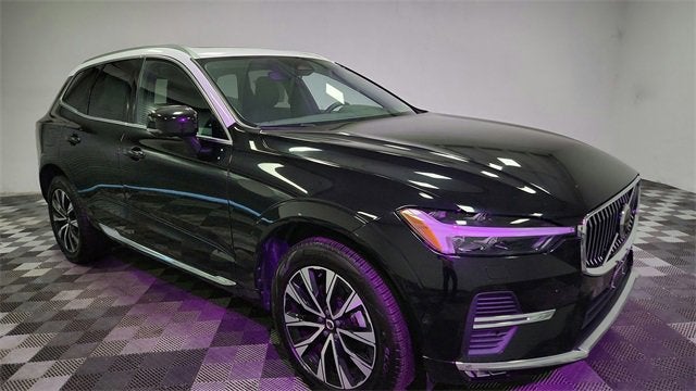 2023 Volvo XC60 Plus Bright Theme