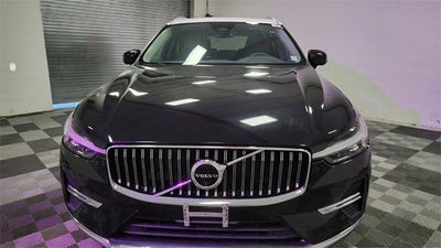 2023 Volvo XC60 Plus Bright Theme