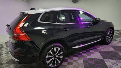 2023 Volvo XC60 Plus Bright Theme