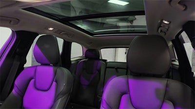 2023 Volvo XC60 Plus Bright Theme