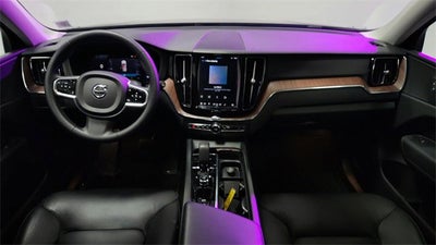 2023 Volvo XC60 Plus Bright Theme