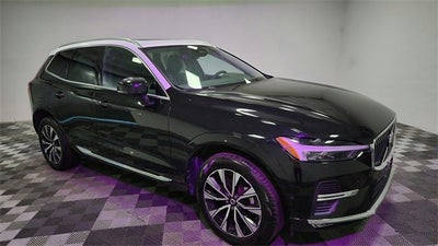 2023 Volvo XC60 Plus Bright Theme