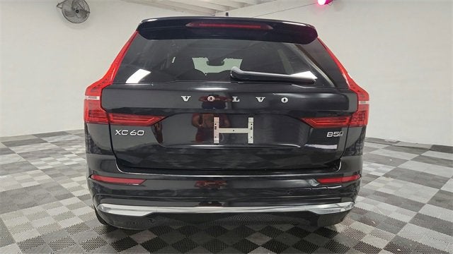 2023 Volvo XC60 Plus Bright Theme